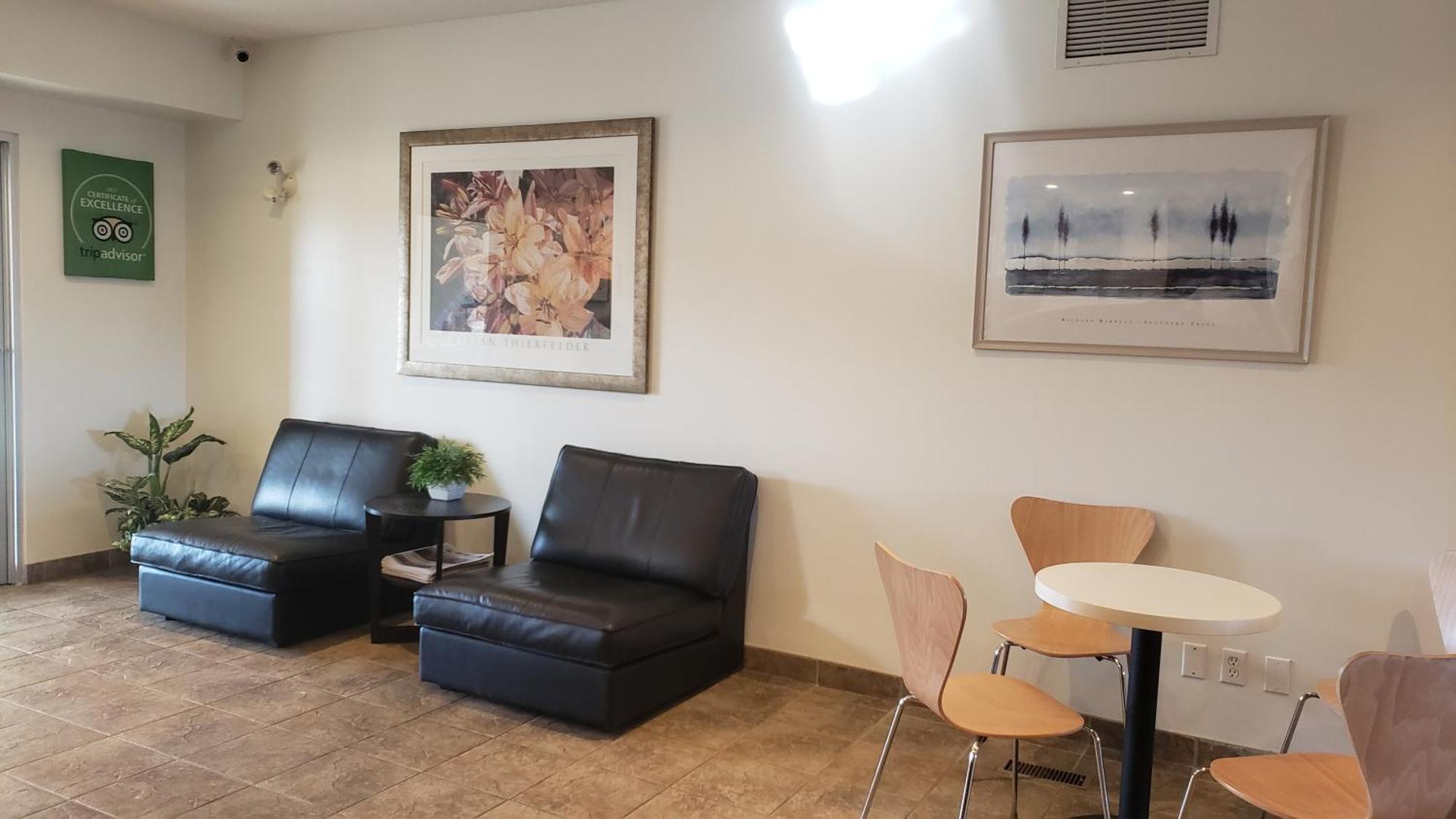 Joys Inn Innisfail, Ab Eksteriør bilde