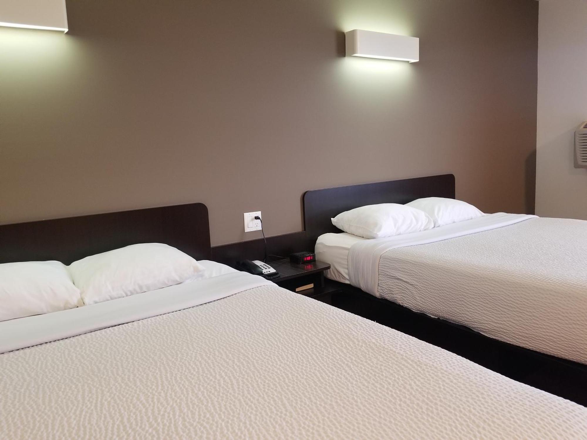 Joys Inn Innisfail, Ab Eksteriør bilde